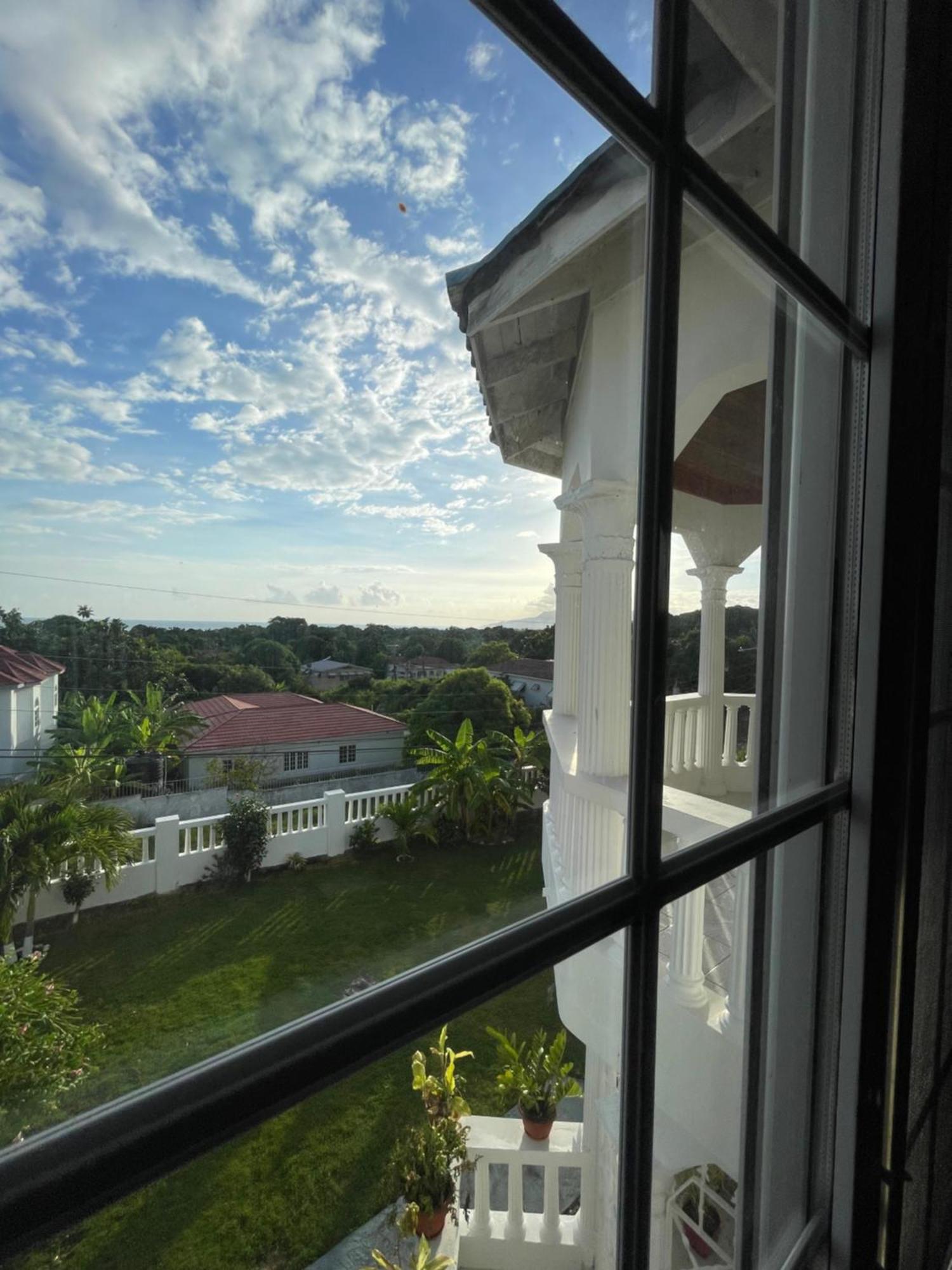 The Retreat Hotel Lyssons Ngoại thất bức ảnh